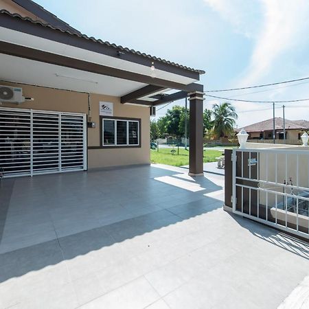 Zai Ham Homestay Pusing Bagian luar foto
